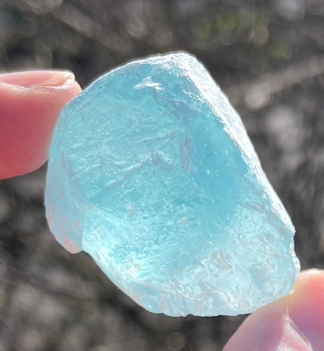 Rare Cristal bleu ETHERIUM ~ 30 g  | minéral Afrique ANDARA | A242
