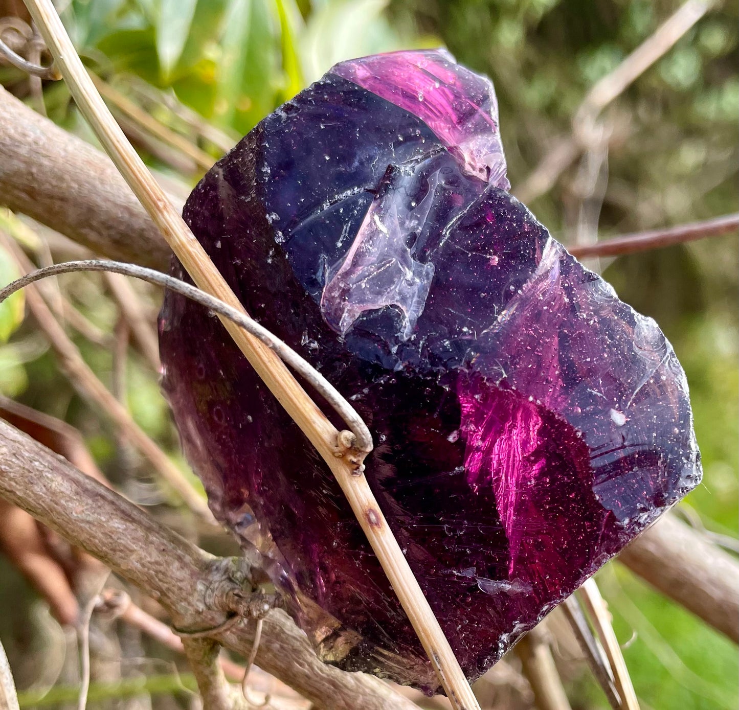 ANDARA Russe KERIS Valerian Garnet 80 g ~ cristaux andaras