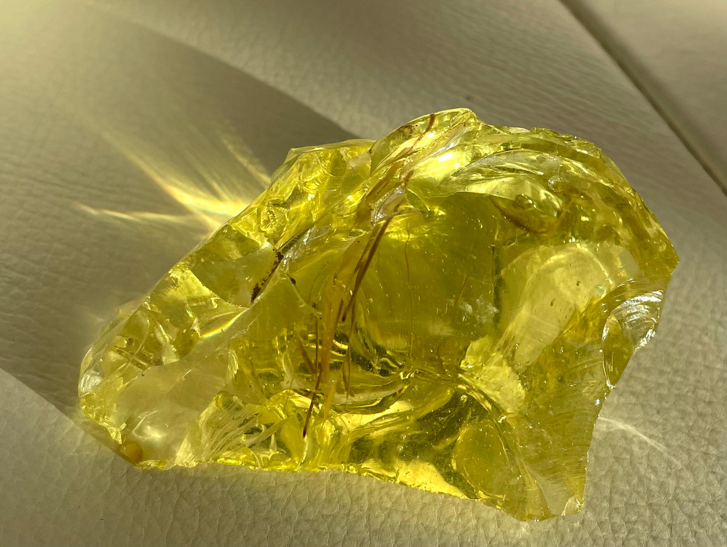 Rare ANDARA Français jaune électrique Rutilé ~ 79 g | French Crystal Andara