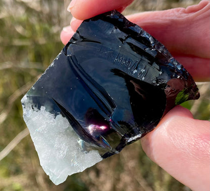 ANDARA iridium noir magenta ~ 89 g | boutique pierres Andaras
