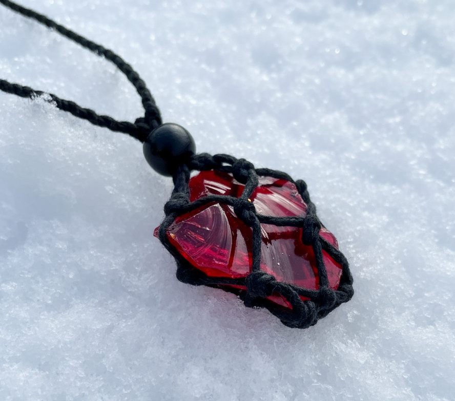 Pendentif d'intention : ANDARA ~ Fraise des bois Emeraude | 17 g