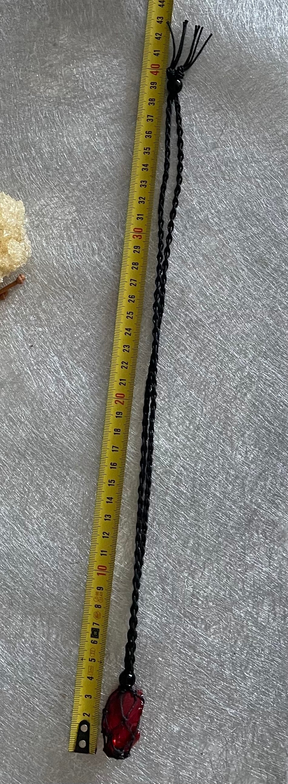 Pendentif macramé ANDARA rouge carmin 9 g  | Cristal 5D / 777 •