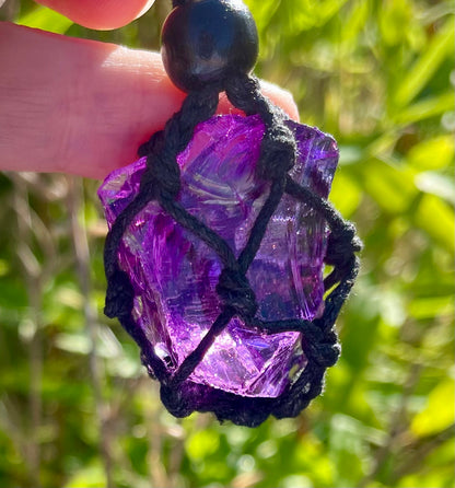 Pendentif macramé ANDARA transcendance violette 22 g  | Cristal 5D / 777 •