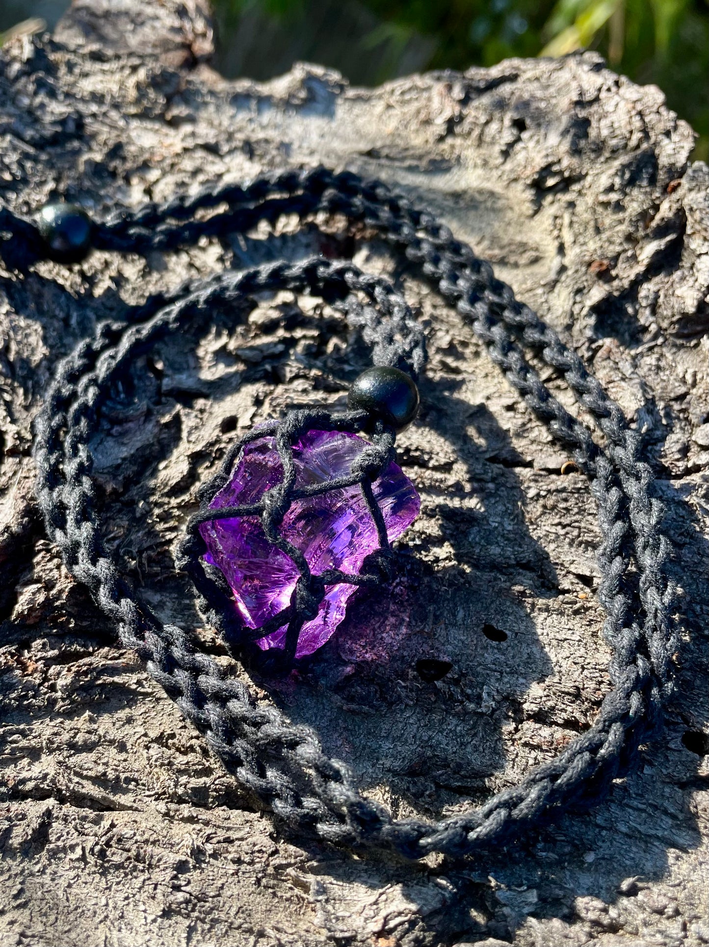 Pendentif macramé ANDARA transcendance violette 22 g  | Cristal 5D / 777 •