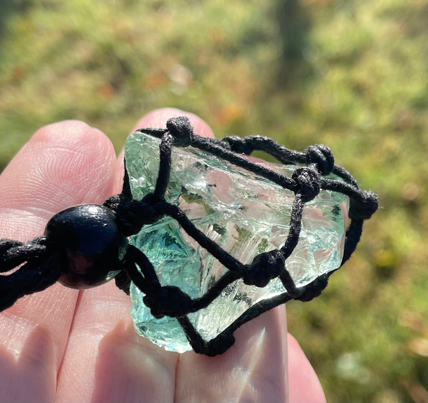 Pendentif macramé ANDARA vert d'eau 22 g  | Cristal 5D / 777 •