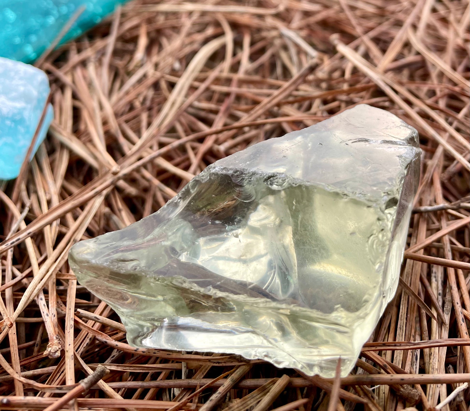 Rare Cristal Champagne ETHERIUM ~ 92 g  | minéral Afrique ANDARA
