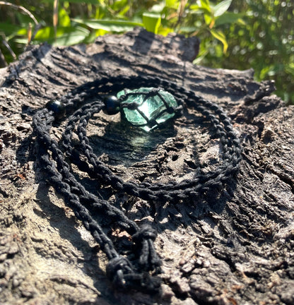 Pendentif macramé ANDARA vert d'eau 22 g  | Cristal 5D / 777 •