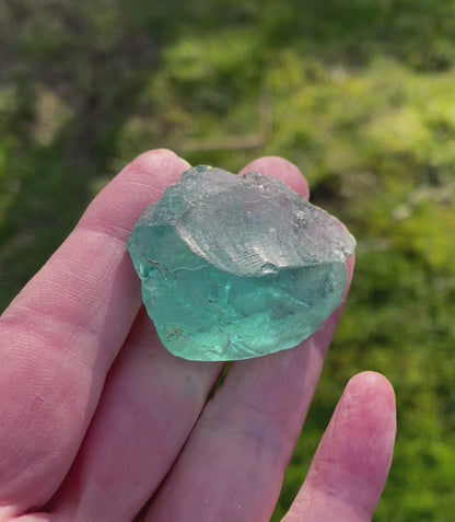 Rare Cristal bleu vert ETHERIUM ~ 28 g  | minéral Afrique ANDARA | R7