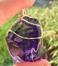 Charger l&#39;image dans la galerie, Pendentif ANDARA Flamme Violette Saint Germain 23 g
