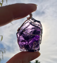 Charger l&#39;image dans la galerie, Pendentif ANDARA Flamme Violette Saint Germain 23 g
