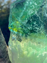 Charger l&#39;image dans la galerie, Rare ANDARA Altar atypique Aqua Ice 702 g ~  Cristal quantique 5D
