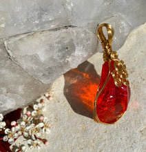 Cargar imagen en el visor de la galería, Pendentif ANDARA Fire of Creation ~ 16 g
