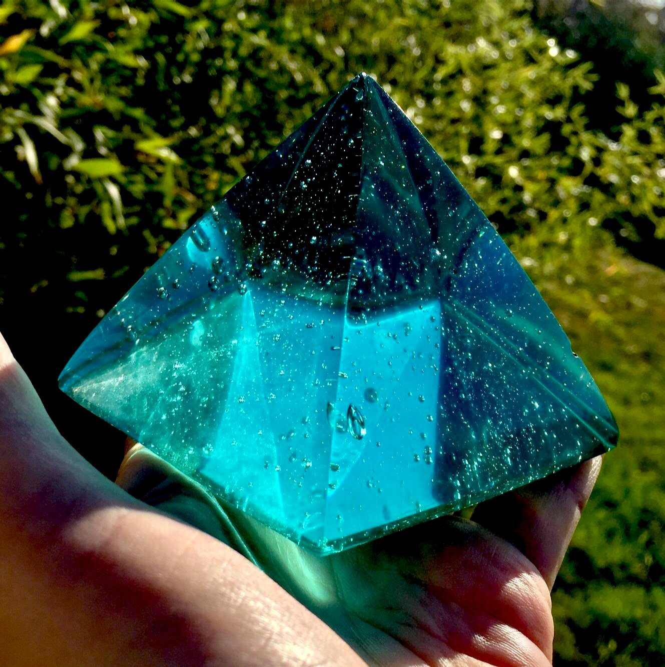 pyramid ANDARA crystal 